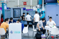<b>相约2025武汉工业从动化及机械人展会智能制制的</b>